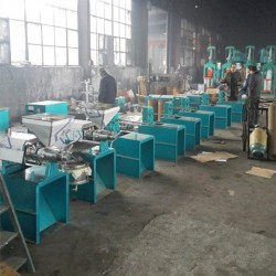 紫苏子榨油机-巩义安邦机械制造有限公司