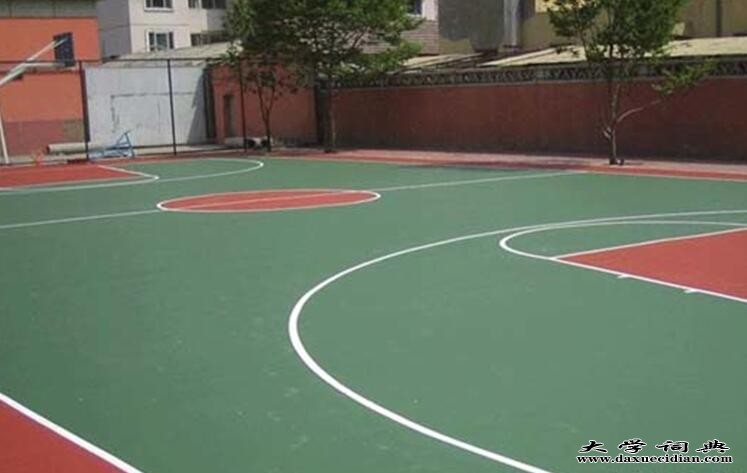 广西篮球场施工