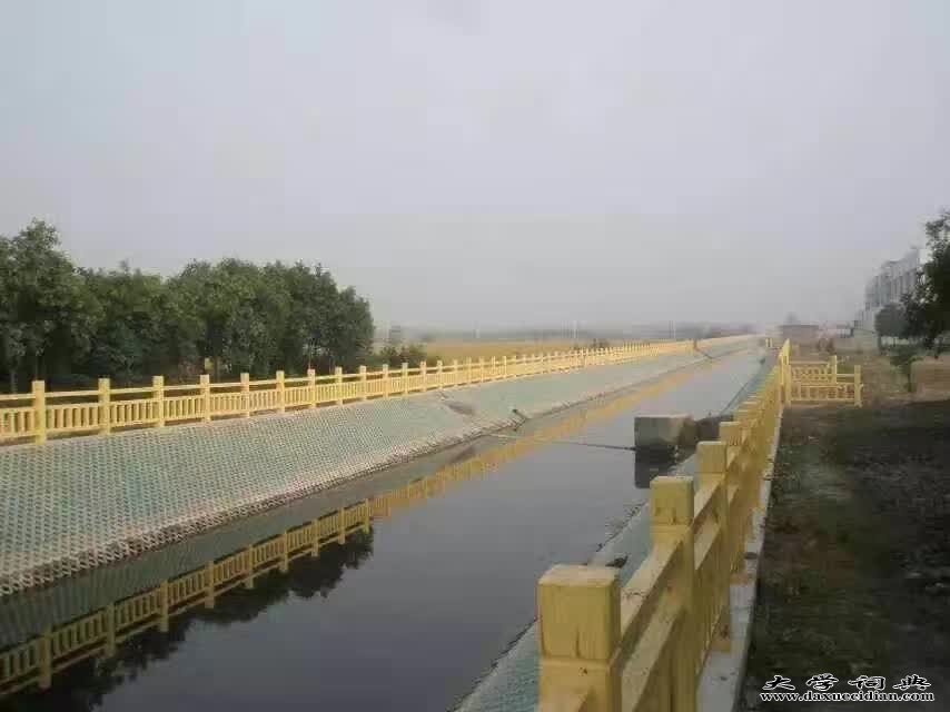 新疆防腐木护栏