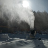 吴忠滑雪场冬季造雪机采购 国产造雪机出厂标配