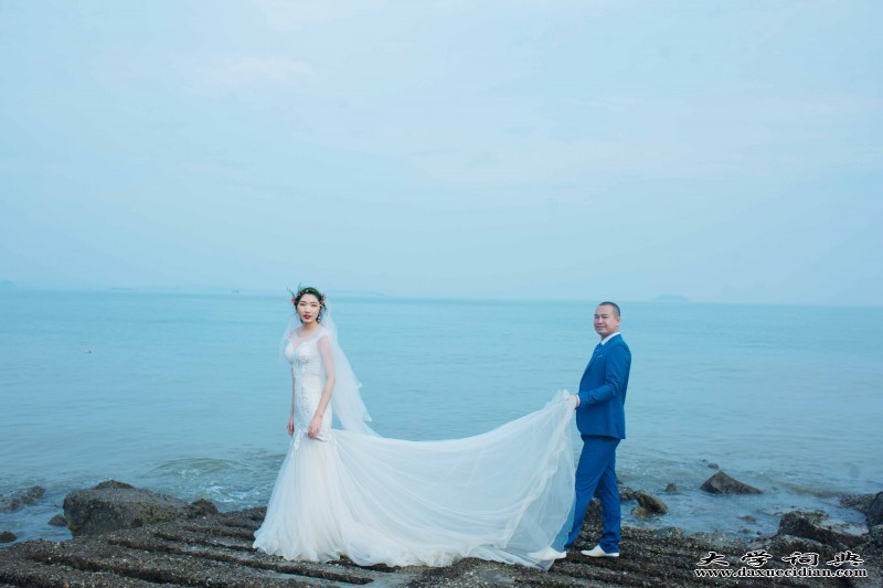 蚌埠湖上升明月拍的婚纱照@摄影艾米-泾源县