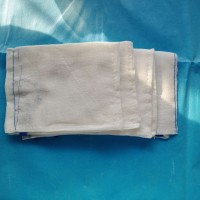 一次性医用脱脂纱布垫，分普通型、带显影线型